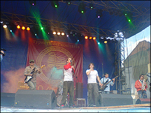 Файл:Десь Поруч, Львів, 2007 (2).jpg