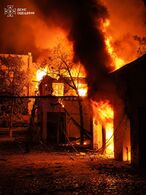 Вогонь охопив приміщення підприємства