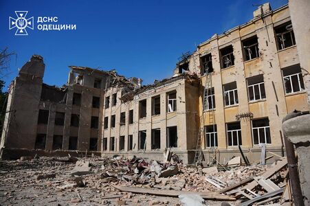 Ліцей № 1 після російського ракетного удару (Білгород-Дністровський, 23 червня 2025).jpg